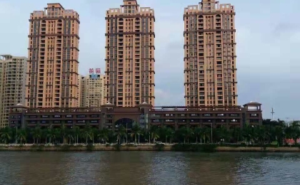 ?？谑虚L(zhǎng)提中心